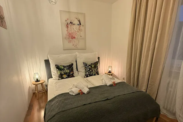 Schlafzimmer am Fenster