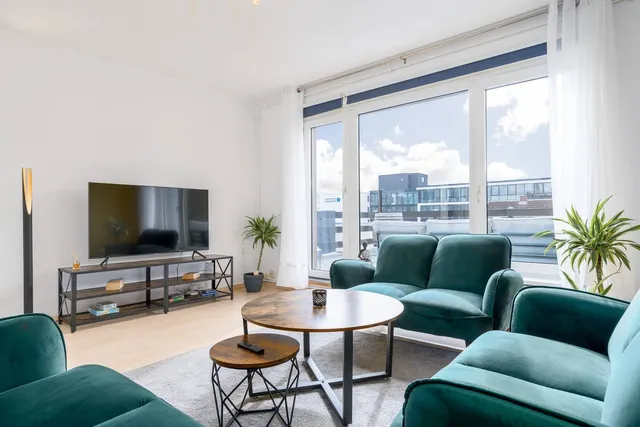 Wohnzimmer mit Fernseher